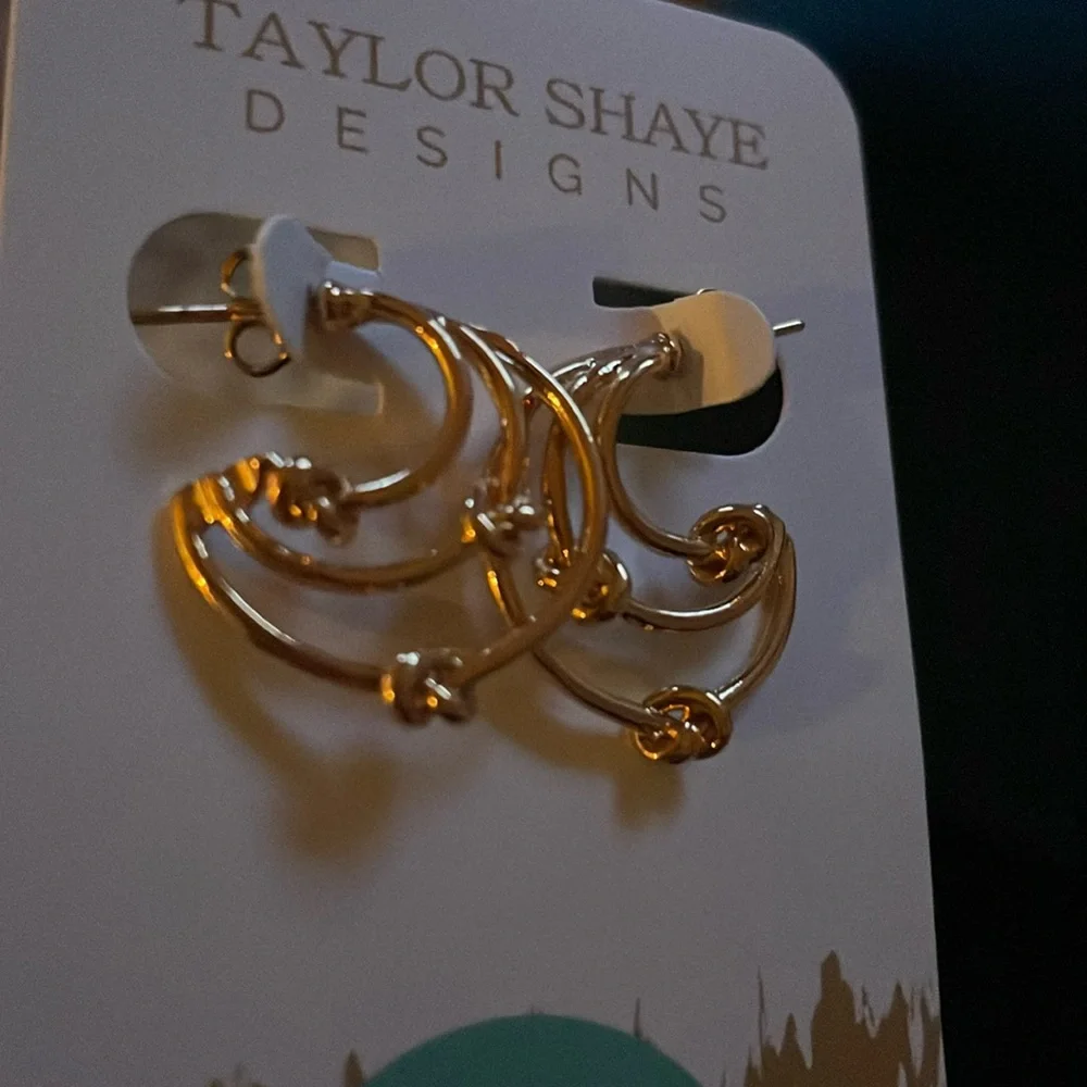 Taylor Shaye taylor shaye
